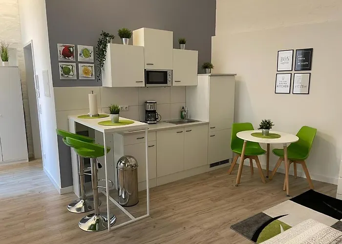 Moonlight - Neuwertige Naehe Altstadt- * Cologne