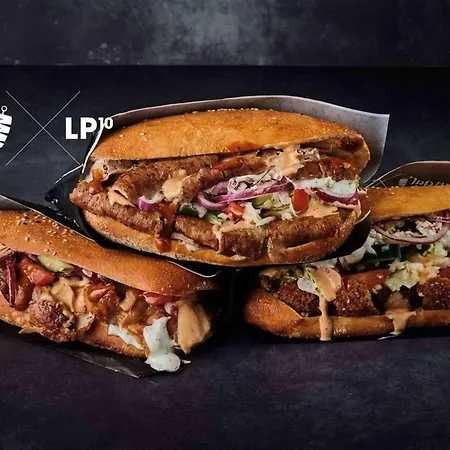 Moonlight - Neuwertige Naehe Altstadt- * Köln