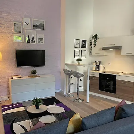Flatdecologne - Ruhige Komfort Naehe Dom & Altstadt Daire