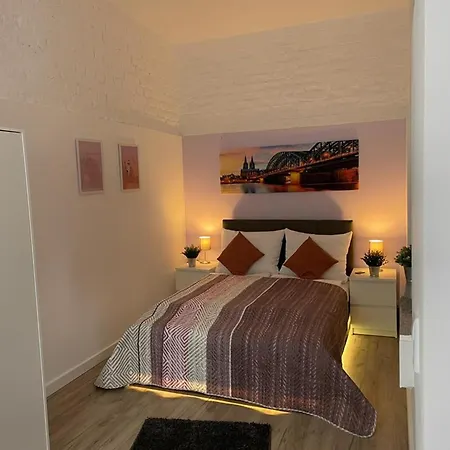 Flatdecologne - Naehe Altstadt & Dom - *