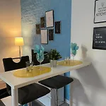 Flatdecologne - Ruhige Komfort Naehe Dom & Altstadt Appartement *