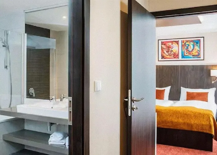 Moonlight - Neuwertige Naehe Altstadt- Appartement Cologne