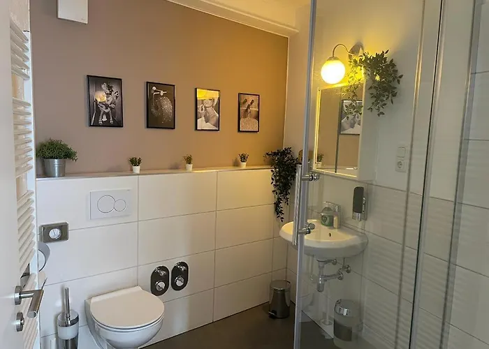 Daire Flatdecologne - Ruhige Komfort Apartments Naehe Dom & Altstadt Köln