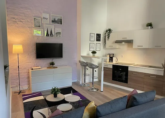 Flatdecologne - Ruhige Komfort Naehe Dom & Altstadt Apartamento